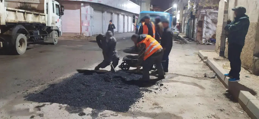 إعداد دفتر شروط يحدد إجراءات الحفر وإعادة الطرق إلى حالتها بعد الأشغال