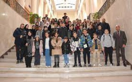 تلاميذ سطيف في ضيافة البرلمان