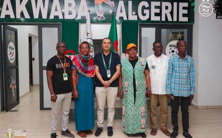 عُمال بلدية بواكي يزورون وفد الخضر بمقر إقامتهم