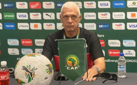 مدرب بوركينافاسو هوبرت فيلود يشيد اشادة واسعة بيوسف بلايلي