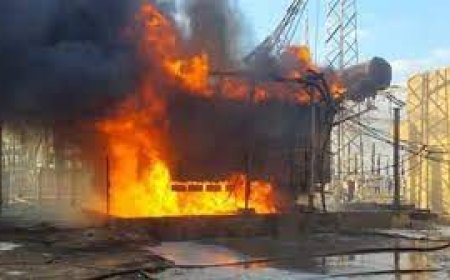 إنفجار محول كهربائي بميناء عنابة يتسبب في إدخال وسط المدينة في الظلام الدامس