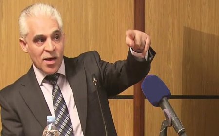 ماليزيا تكرم العالم و الخبير الجزائري البروفيسور عبد العزيز برغوث