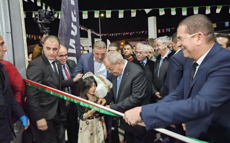 وزير الصناعة يدشن رسميا مصنع سامسونغ لتصنيع  أجهزة التلفزيون بسطيف: 