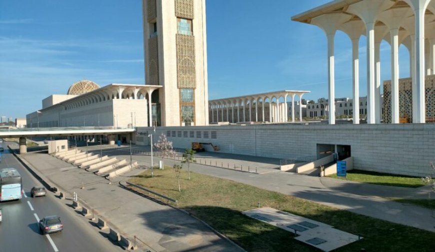 تنظيم جائزة الجزائر لحفظ القرآن وإحياء التراث الإسلامي