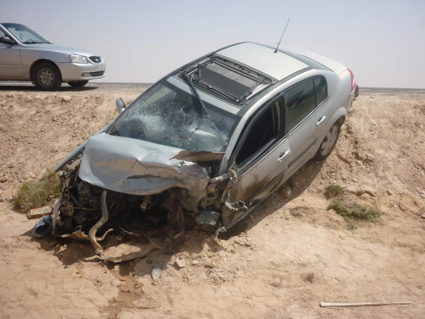 إصابة 6 أشخاص إثر حادث انحراف مركبة بباتنة 