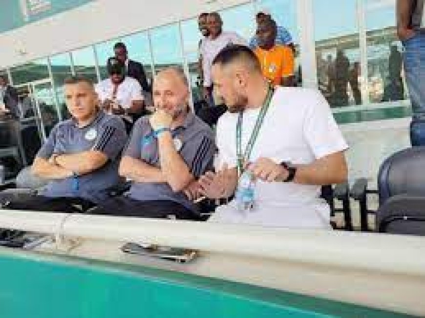 زياني يكشف ما دار بينه وبين بلماضي على هامش مباراة بوركينافاسو وموريتانيا 