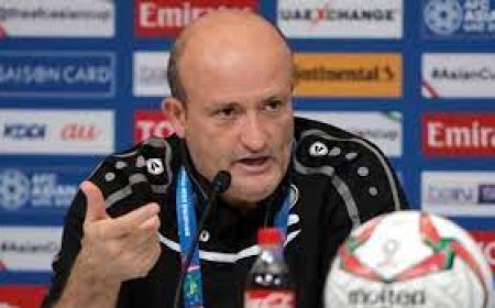 المدرب الجزائري ولد علي يطلب مساندة الجماهير اليمنية