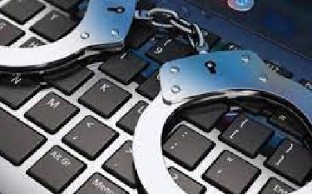 توقيف شخصين بتهمة  المساس بحرمة الحياة الخاصة للأشخاص بالمسيلة