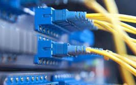 عنابة : الشروع في عمليّة صيانة شبكة الأنترنت بعدّة مناطق