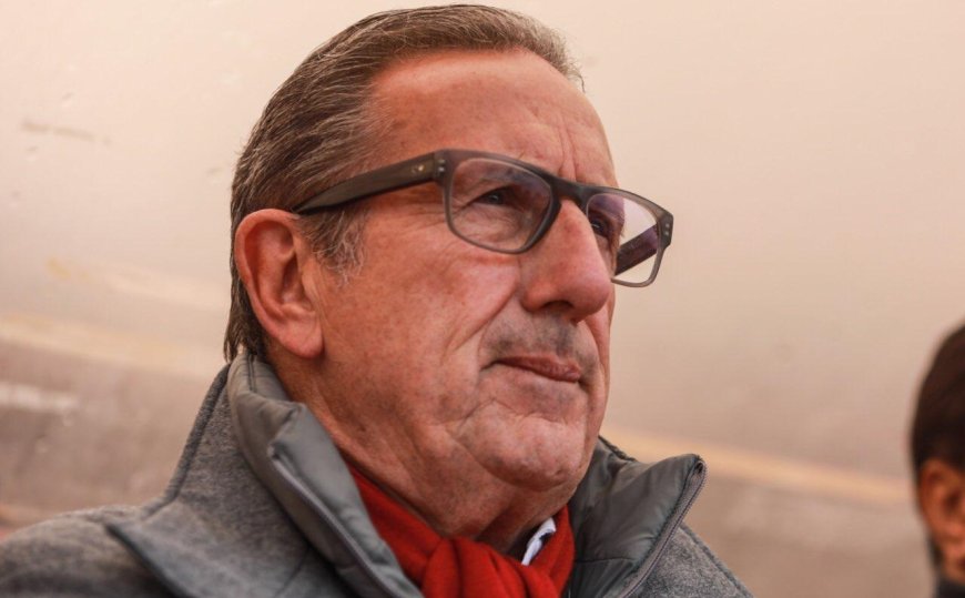 ليكنس: المنتخب الجزائري بحاجة الى بداية جديدة وعلى اللاعبين والمدرب الجديد التحلي بالمسؤولية 