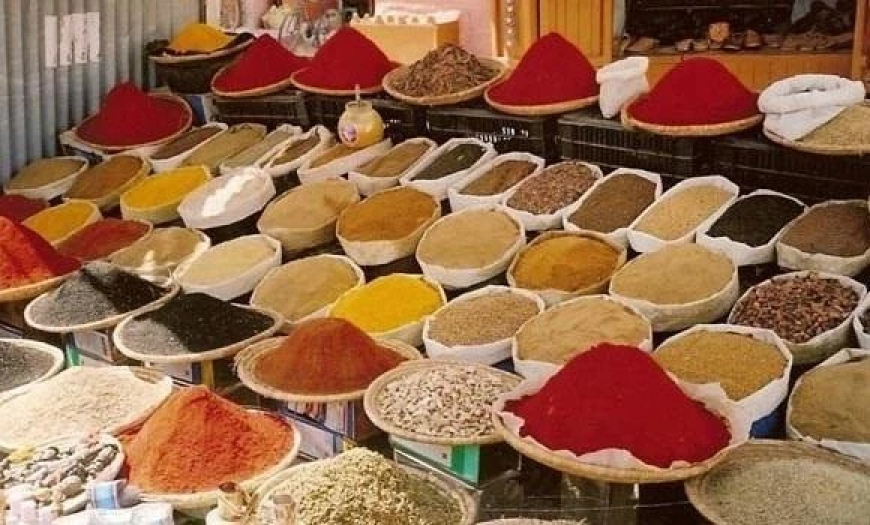 عنابة: إقبال منقطع النظير على اقتناء التوابل والفريك بالأسواق