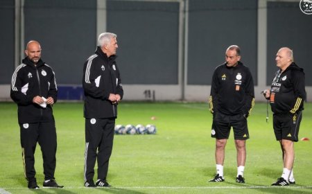 بيتكوفيتش يكتفي بتدريبات خفيفة في اول حصة تدريبية له مع اللاعبين 