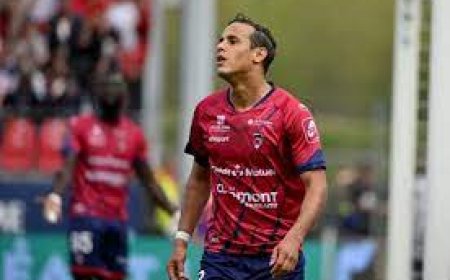 إدارة كليرمون فوت الفرنسي تهنئ لاعبها الجزائري مهدي زفان