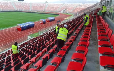 تنظيف ملعب عنابة