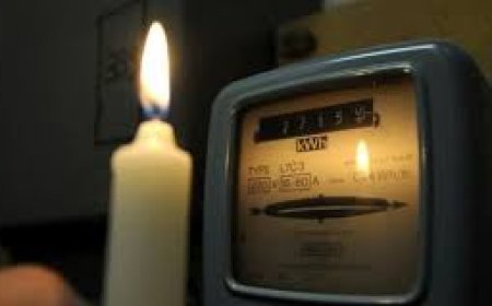 سونلغاز تفرض على سكان سكيكدة الإفطار على ضوء الشموع 