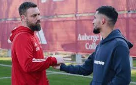 إشادات متبادلة بين عوار ومدربه دي روسي عشية لقاء ليتشي المنتظر مساء الغد