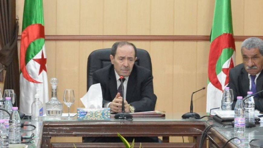 فتح المدارس في عطلة الربيع 