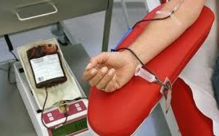 إقبال على التبرع بالدم 