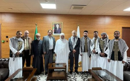 عميد جامع الجزائر يستقبل وفدا فلسطينيا 
