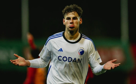 النجم الصاعد لنادي كوبنهاغن أمين شياخة يغازل الخضر