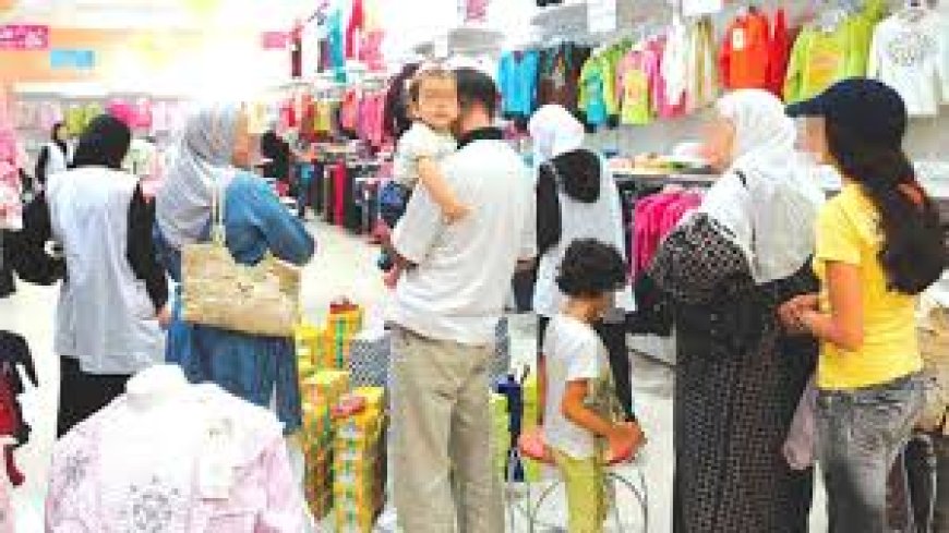 قالمة: إقبال كبير على محلات بيع ملابس العيد