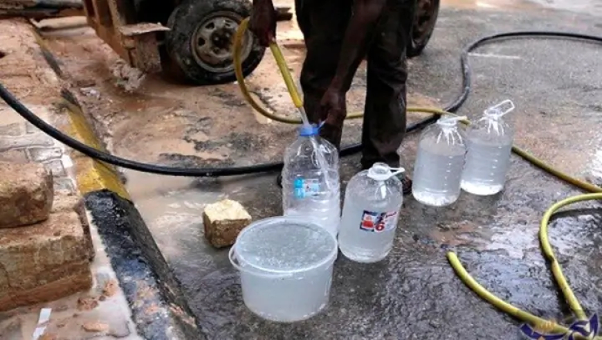 المئات من سكان حي لعرابة بالعنصر بجيجل دون ماء منذ عدة أسابيع 