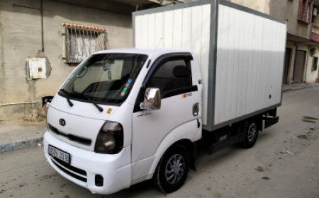  لصوص يستولون على شاحنة   "كيا 2700" في البوني  