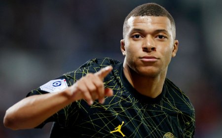 نجم البياسجي من أصول جزائرية كيليان مبابي يؤكد قرب موعد زيارته الى الجزائر