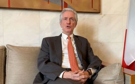 تعيين سفير فرنسا السابق لدى الجزائر في منصب حساس