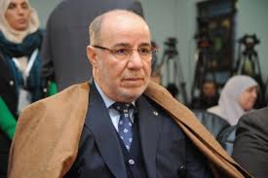 بلمهدي" يبشر " منتسبي القطاع