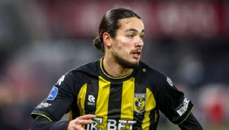 وكيل اعمال لاعب الخضر أنيس حاج موسى ينفي شائعة انتقال موكله الى اياكس أمستردام