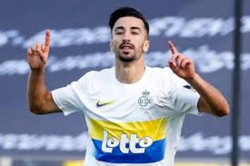 عمورة في التشكيل المثالي للموسم المنتهي من الدوري البلجيكي