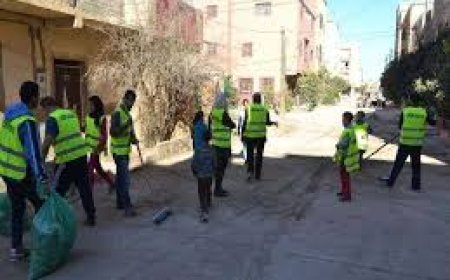 انطلاق عملية تنضيف وتهيءة احياء مدينة الحجار 