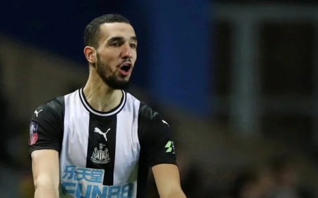 نادي نيوكاسل وانصاره يتضامنون مع لاعب الخضر نبيل بن طالب