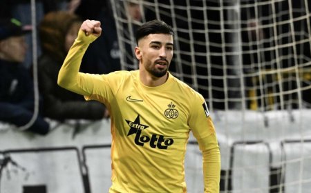 ولفسبورغ الألماني يسعى لربط عمورة بعقد يستمر حتى 2028