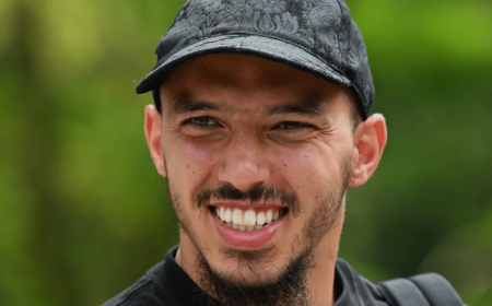 بن ناصر يرد على اخبار رحيله عن ميلان