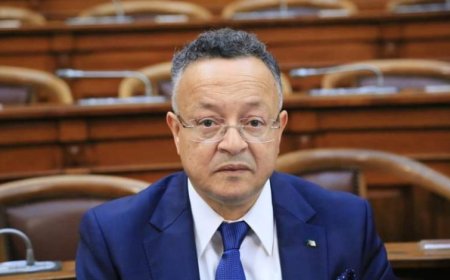 تكوين "صيفي" لطلبة الإنجليزية