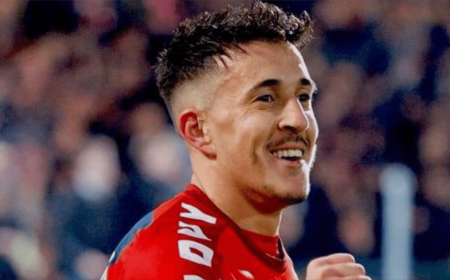 مدرب كورتريك البلجيكي يرحب بفكرة بيع لاعبه الجزائري عبد القهار قادري