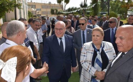 وزير الفلاحة والتنمية الريفية في زيارة عمل وتفقد لقطاعه بقالمة