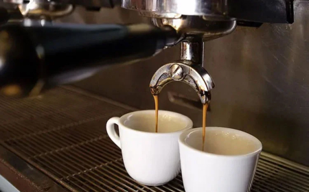 عنابة: بعض أصحاب المقاهي يرفعون. سعر كوب القهوة إلى 60دج