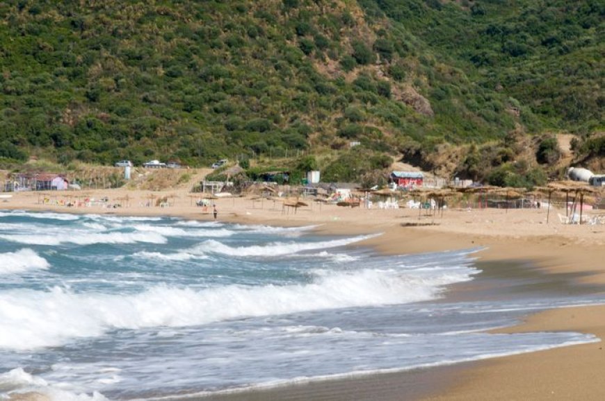 نزول رقابي لشاطئ "جنان الباي