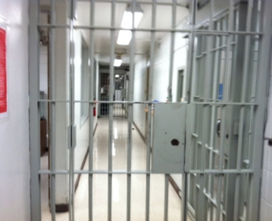 إيداع أمّ لثمانية أولاد السّجن بعد العثور بحوزتها على كميّة من المهلوسات في حجر الديس