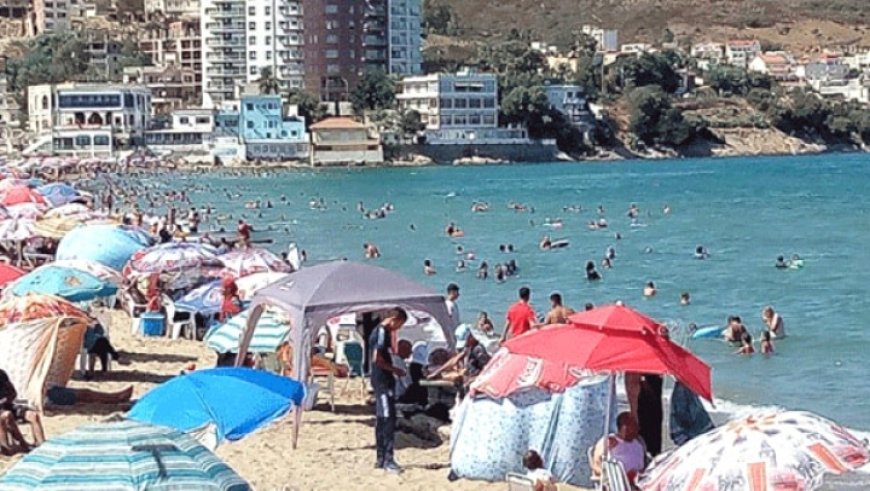  توافد قياسي على شواطئ  عنابة واحتفالات بالهواء الطلق
