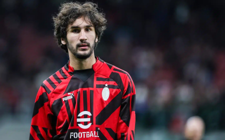 ياسين عدلي يواصل دفع ثمن تكبره على المنتخب الوطني الجزائري