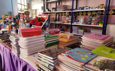 معرض الأدوات المدرسية ينزل   لسوق أهراس