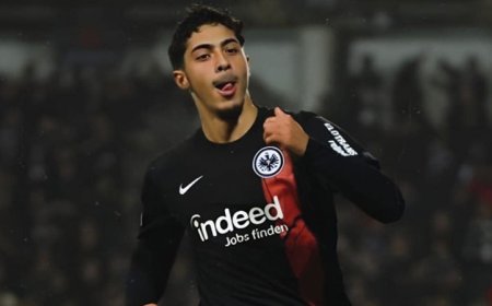 شايبي يبعث برسالة قوية الى مدربه في انتراخت فرانكفورت