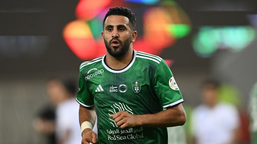 نجم الخضر رياض محرز أفضل لاعب في مباراة الفتح
