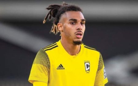 مدرب كولومبوس كرو الأمريكي يفجر مفاجأة بخصوص اختيار فارسي اللعب مع الجزائر