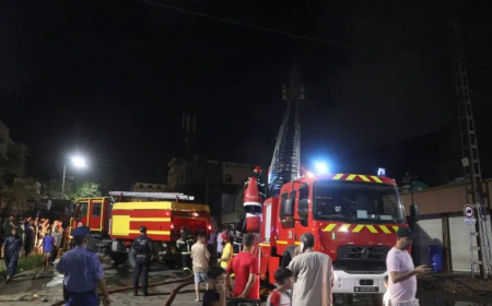 احتراق ثلاث حافلات لنقل الطلبة داخل حضيرة الركن بباتنة