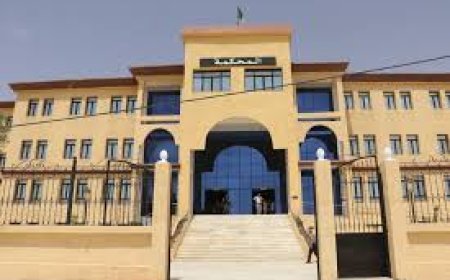 مسيلة: العدالة تضع تحت الرقابة 04 رجال أعمال و3موظفين بالضرائب والتجارة